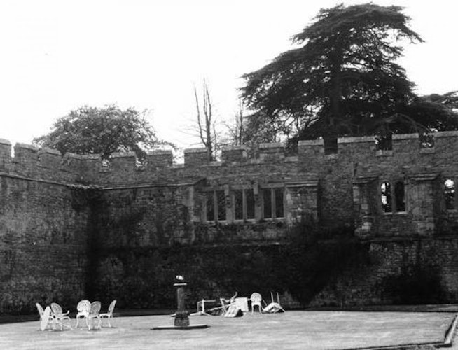 Pgds 20080112 214142 Thornbury Castle Walled Garden