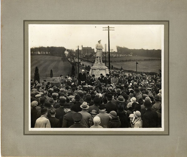 Pgds 20140816 213448 Holytown War Memorial Unveiling Photo 1933