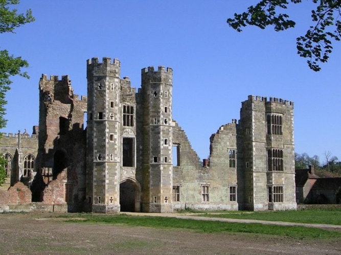Pgds 20140826 214500 Cowdray Castle   Geograph Org Uk   595426