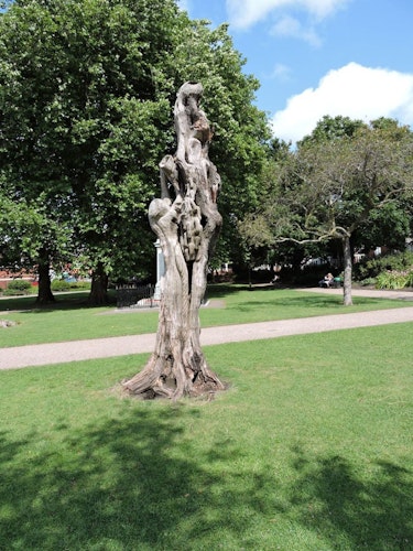 Pgds 20141008 211033 Cherry Tree Sculpture